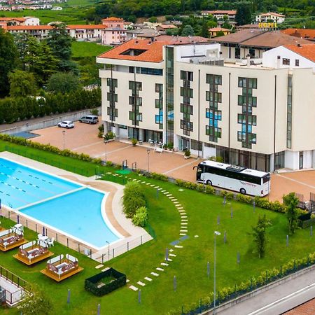 Kona Hotel Verona By Kleos Group Collection เนกรา ภายนอก รูปภาพ