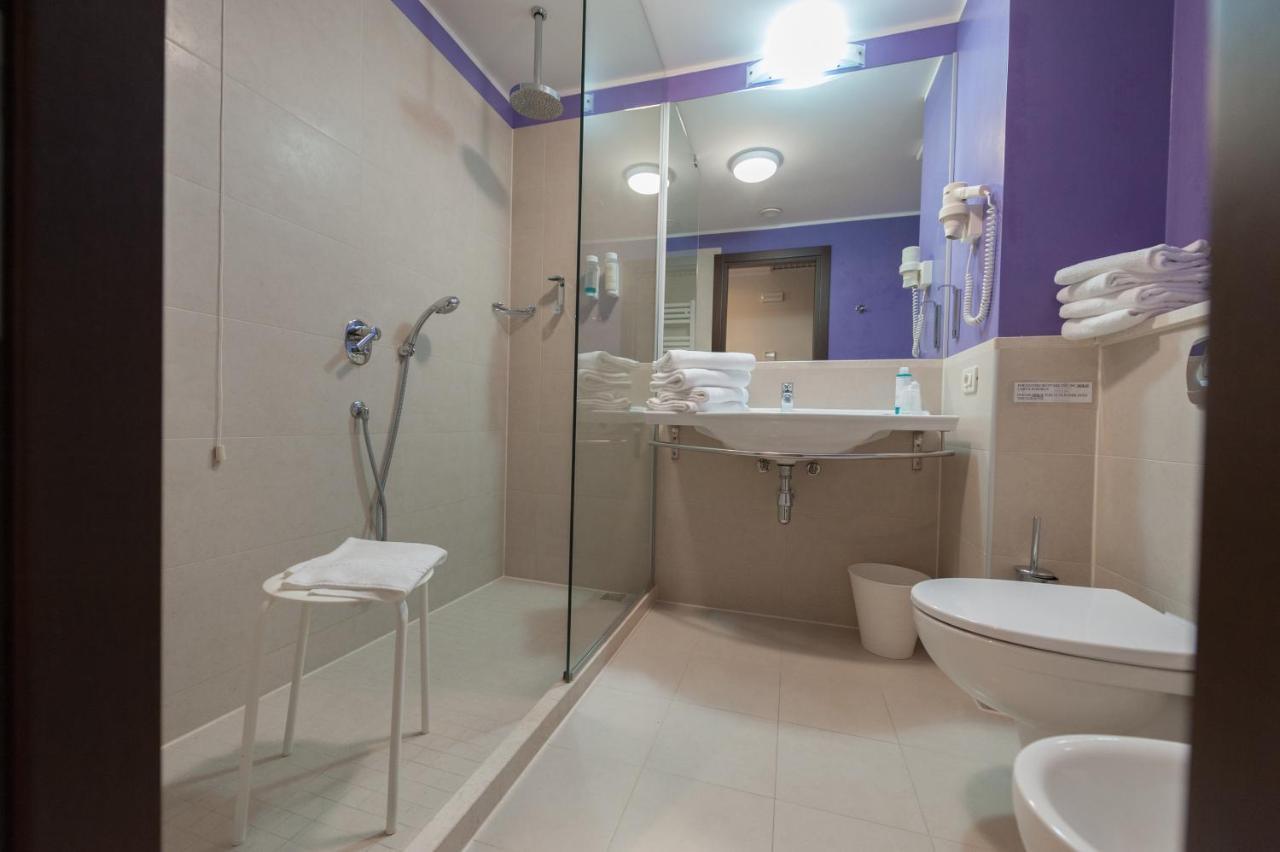 Kona Hotel Verona By Kleos Group Collection เนกรา ภายนอก รูปภาพ
