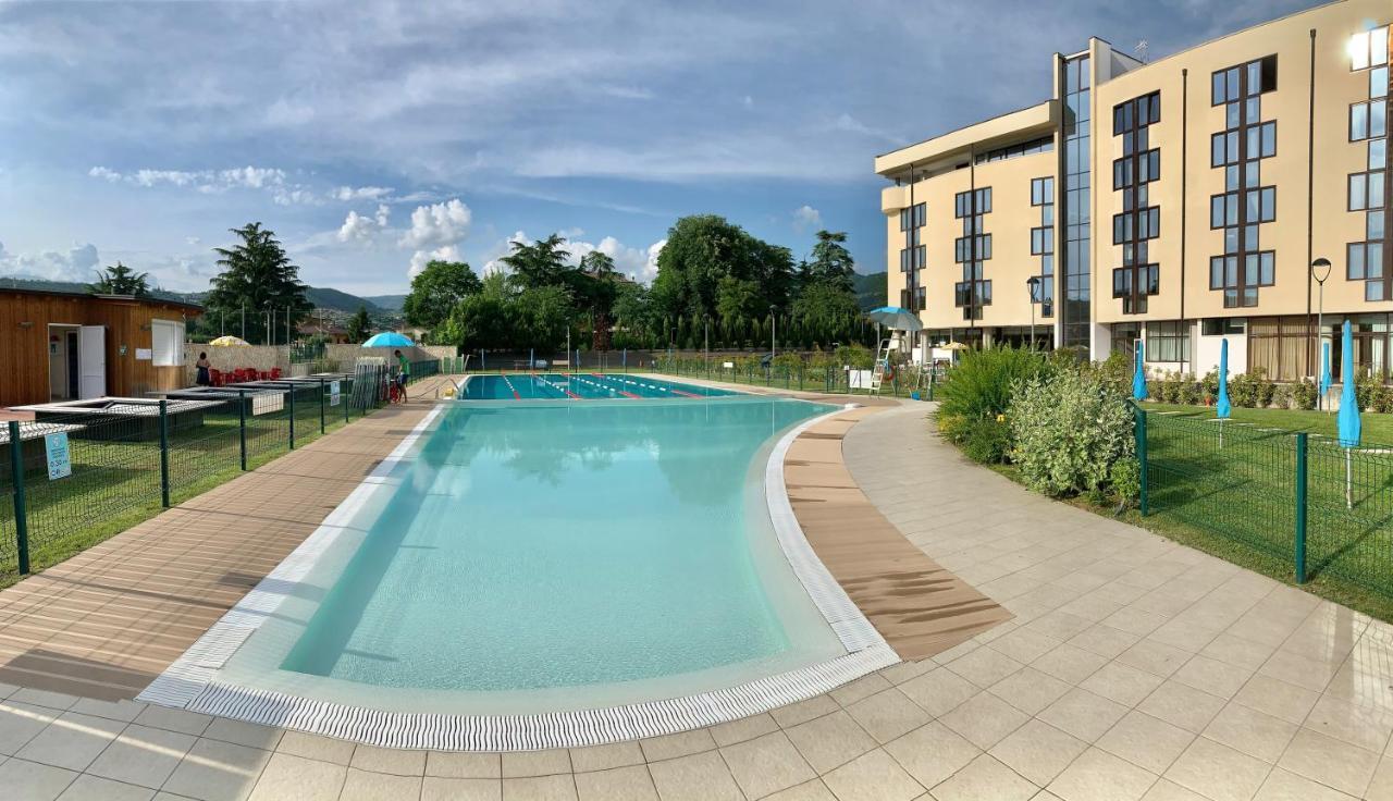 Kona Hotel Verona By Kleos Group Collection เนกรา ภายนอก รูปภาพ