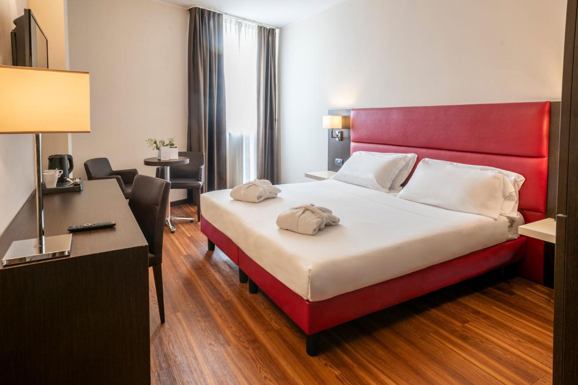 Kona Hotel Verona By Kleos Group Collection เนกรา ภายนอก รูปภาพ